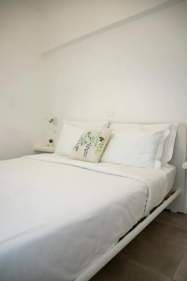 Easy Milano Apartment Navigli  Mediolan