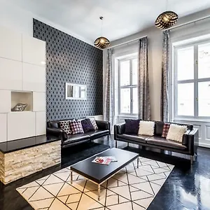 Bpr B&w Elegant , Budapeszt Węgry